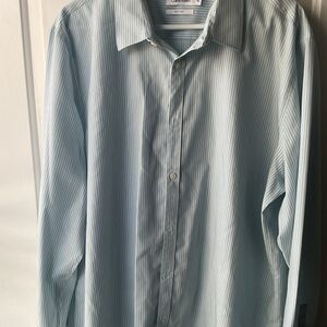 Calvin Klein Men's SZ XXL Blue Striped long sleeve shirt.100%cotton.Button down
